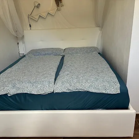 Mare Apartment *